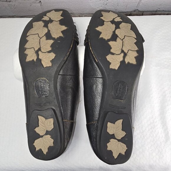 BORN BALLET FLATS BROWN LEATHER ROUND TOE WITH BUCKLE STRAP DESIGN EUC SIZE 10 - Picture 2 of 9